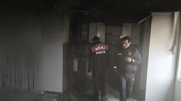 Ağrı'da bayram günü korkutan yangın