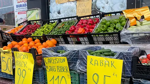 Ağrı'da bayram tezgâhlara yansıdı