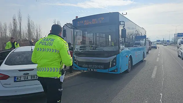 Ağrı'da belediye otobüsünde korku dolu anlar