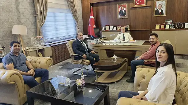 Ağrı'da bir ortaokul Avrupa yolcusu: Projesi ilk 129'a girdi