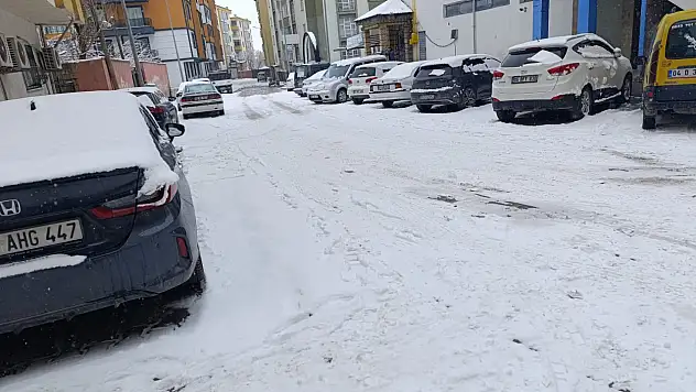 Ağrı'da cemre düştü ama bahar gelmedi