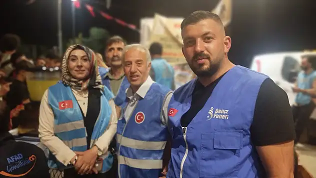 Ağrı'da Deniz Feneri Derneği standı 15 Temmuz ruhuna ortak oldu