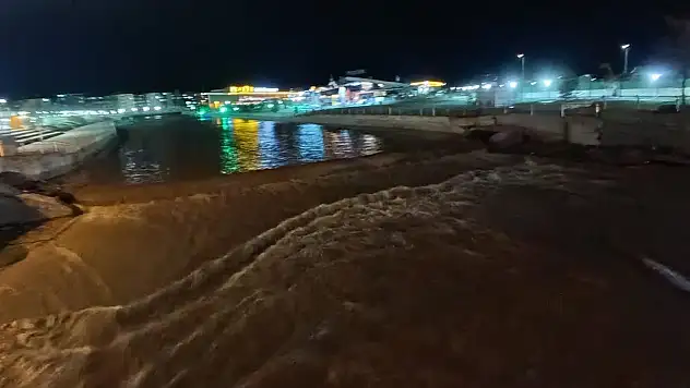 Ağrı'da dereler taştı taşacak!  Yağışlar su seviyesini yükseltti