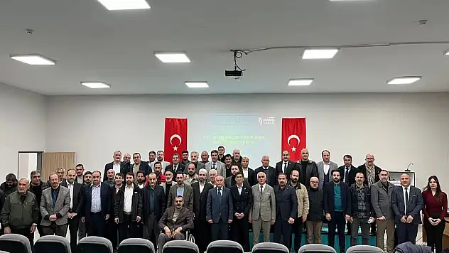 Ağrı'da derneklere proje bilgilendirme eğitimi verildi