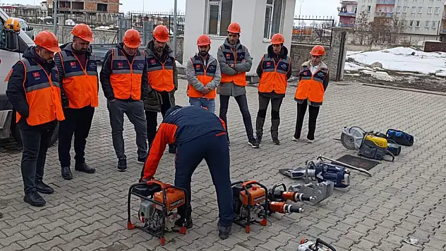 Ağrı'da AFAD gönüllüsü eğitimleri sürüyor