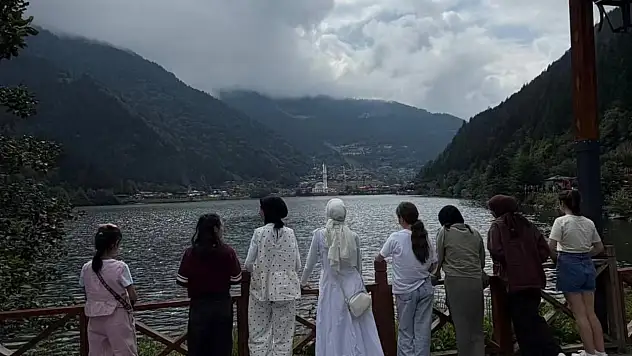 Ağrı'da devlet korumasındaki çocuklar Trabzon'u gezdi