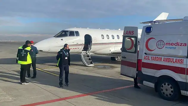 Ağrı'da Doğan Prematüre Bebek İçin Ambulans Uçak Devreye Alındı