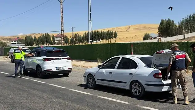 Ağrı'da düzensiz göç ve suçla mücadelede yoğun denetim
