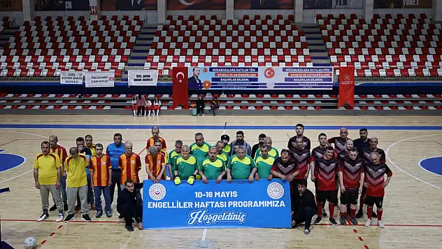Ağrı'da engelliler futbol turnuvasında farkındalık mesajı verildi