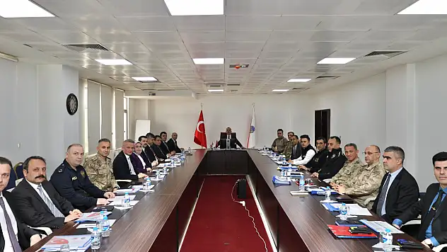 Ağrı'da Genişletilmiş Güvenlik ve Asayiş Toplantısı gerçekleştirildi