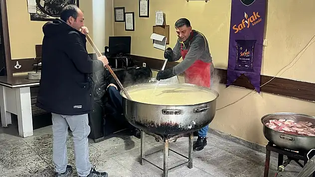 Ağrı'da Helise kazanları geceden kuruldu