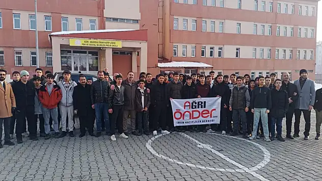 Ağrı'da İmam Hatip öğrencileri evlerde misafir edildi