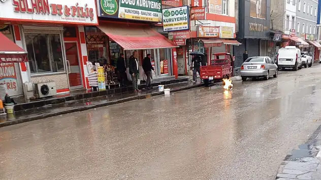 Ağrı'da iş yerinin tüpü patladı esnaf korku dolu anlar yaşadı