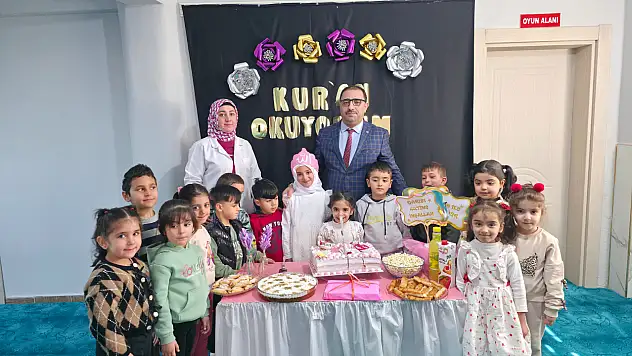 Ağrı'da Kur'an-ı Kerime geçen 4-6 yaş grubunun sevinci duygulandırdı