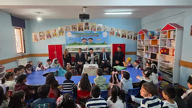 Ağrı'da miniklerle masal buluşması