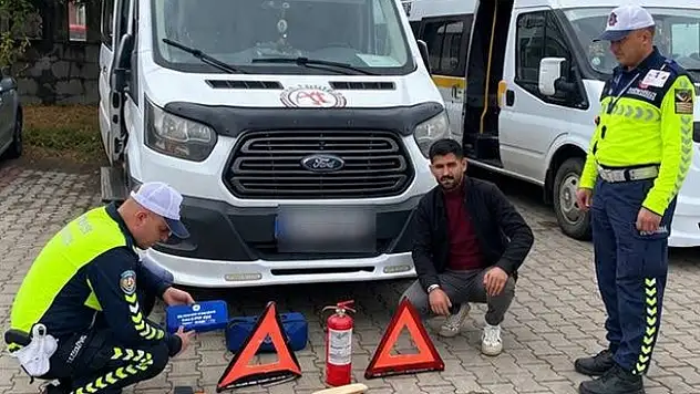 Ağrı'da okul servisleri mercek altında: 552 araç denetlendi