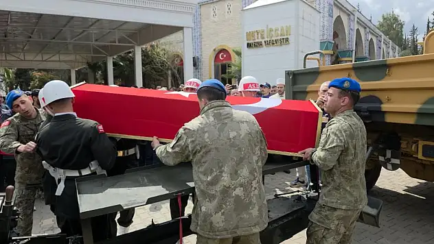 Ağrı'da şehit olan Yusuf Açay, memleketi Hatay'da toprağa verildi