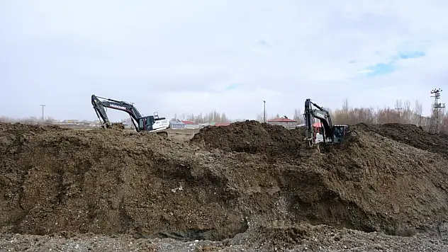 Ağrı'da sel riski için yoğun mesai