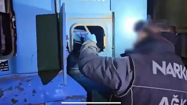 Ağrı'da sentetik ecza operasyonu