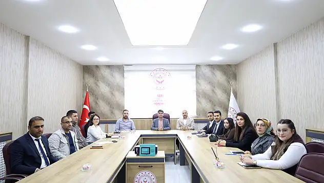 Ağrı'da sosyal hizmet kuruluşlarının çalışmaları masaya yatırıldı