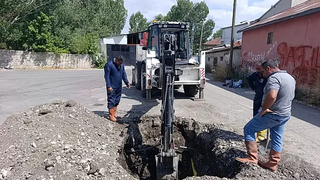 Ağrı'da su arızası giderildi