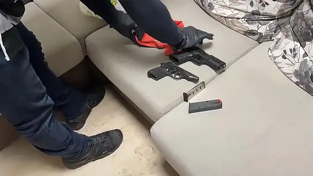 Ağrı'da tefecilik soruşturması! Operasyonlardan cephanelik çıktı