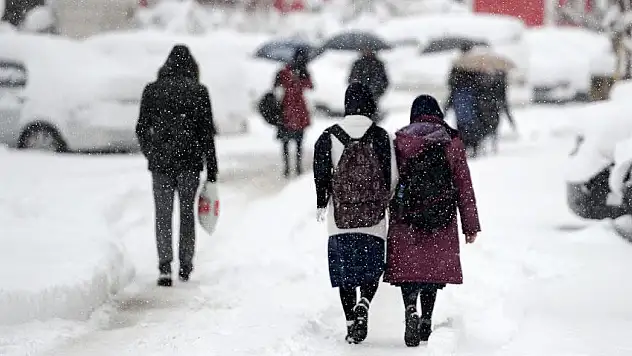 Ağrı'da yarın okullar tatil mi? 10 Mart 2026