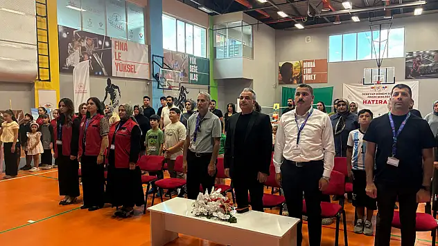 Ağrı'da yaz tatili dolu dolu geçti: Gençlik Yaz Kulübü sona erdi