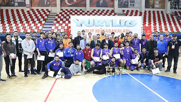 Ağrı'da YURTLİG basketbol heyecanı sona erdi