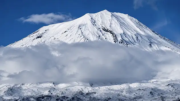 Ağrı Dağı'na tırmanacaklar dikkat! Kurallar değişti