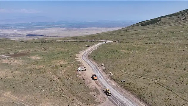 Ağrı Dağı'na yeni yol: Doğa turizmi ve ekonomiye büyük katkı hedefleniyor
