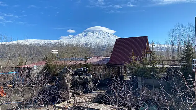 Ağrı Dağı'nda bahar manzarası