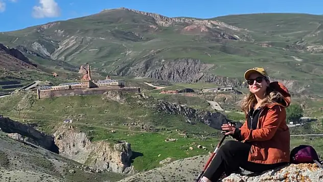 Ağrı Dağı'nın eteklerinde Kotiz Yaylası'nı keşfettiler