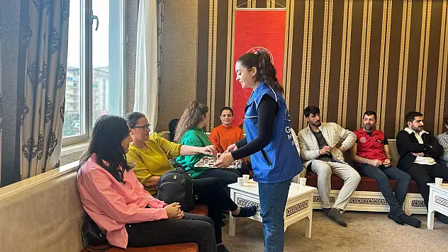 Ağrı Gençlik Merkezi'nde bayramlaşma töreni gerçekleştirildi