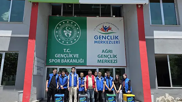 Ağrı Gençlik Merkezi YKS adaylarının heyecanına ortak oldu