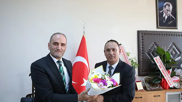 Ağrı İbrahim Çeçen Üniversitesi'nde lisansüstü eğitimde yönetim değişikliği