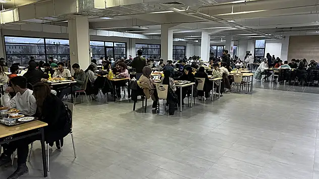 Ağrı İbrahim Çeçen Üniversitesi Ramazan'da ücretsiz iftar verecek