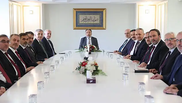 Ağrı İl Müftüsü İlhan, Diyanet İşleri Başkanı Arpaguş ile bir araya geldi