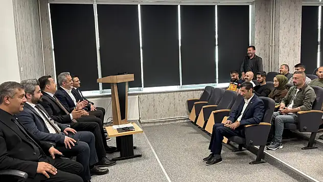 Ağrı İl Sağlık Müdürü Dr. Mehmet Acu teknik personelle buluştu