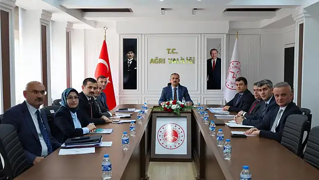 Ağrı'nın köyleri için milyonluk yatırımlar masaya yatırıldı