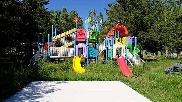 Ağrı'nın nefes alanı TRT Park'ta çalışmalar yüzde 65 seviyesine ulaştı