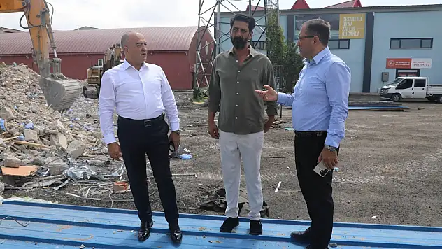 Ağrı Şehir Stadyumu modern görünüme kavuşuyor