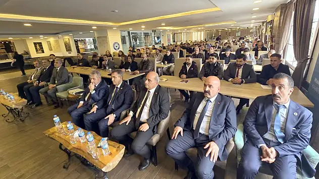 Ağrı sendika temsilcileri Sarıkamış'ta bir araya geldi