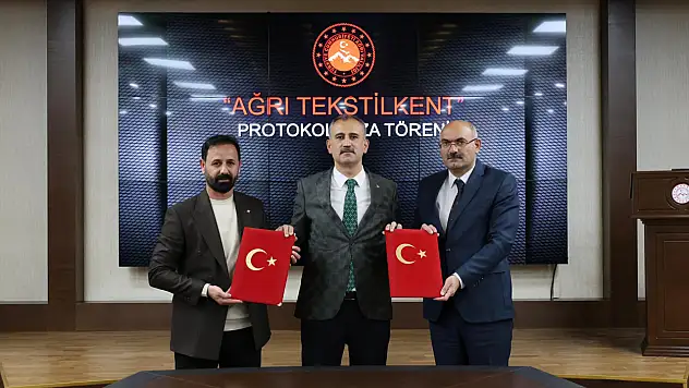 Ağrı Tekstilkent'te yeni istihdam için imzalar atıldı
