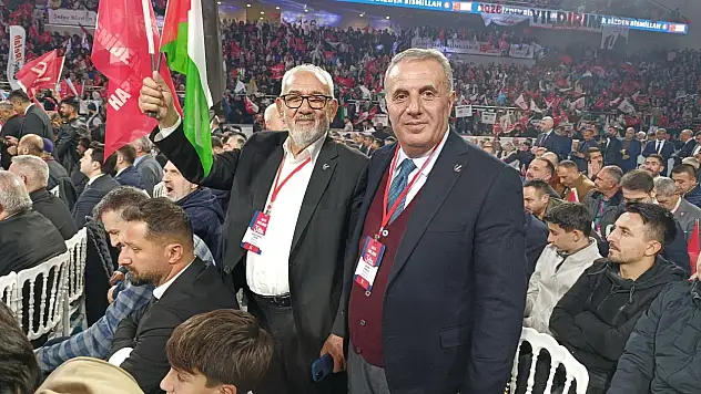 Ağrı teşkilatı tam kadro Ankara'da: Yeniden Refah kongresine büyük ilgi
