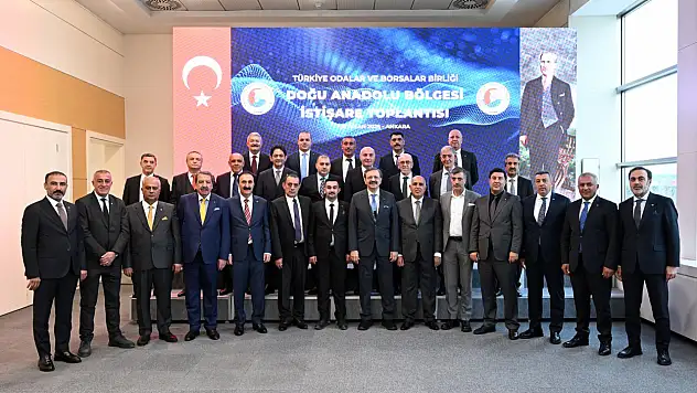 Ağrı Ticaret Borsası Başkanı Yıldırım'dan TOBB ziyareti:Zahireciler sitesi gündemde