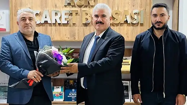 Ağrı Ticaret Borsası'nda örnek devir teslim! Işık görevi Ataş'a devretti