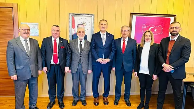 Ağrı Valisi olarak atanan Önder Bozkurt'a Ağrılılardan ilk ziyaret