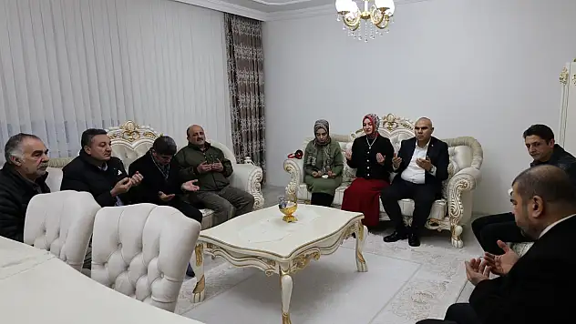 Ağrı Valisi Koç'tan Şehit Köse'nin ailesine moral ziyareti