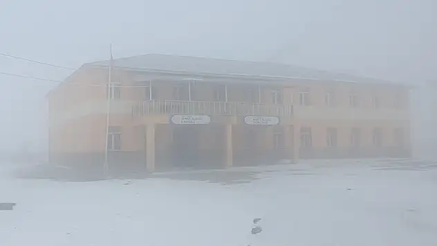 Ağrı'yı yoğun sis kapladı